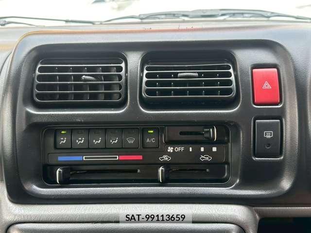 Suzuki JIMNY 2002-01 8223193-12