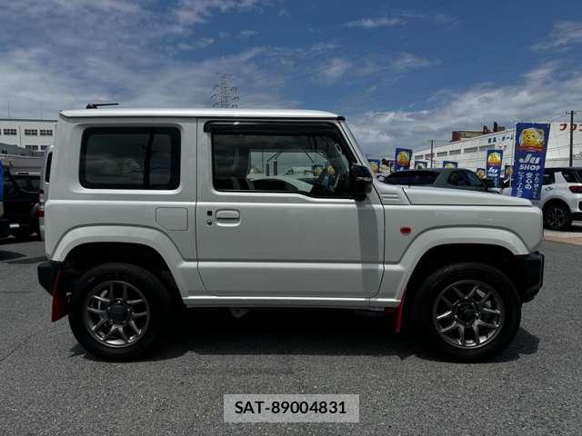 Suzuki JIMNY 2024-05 8223303-12