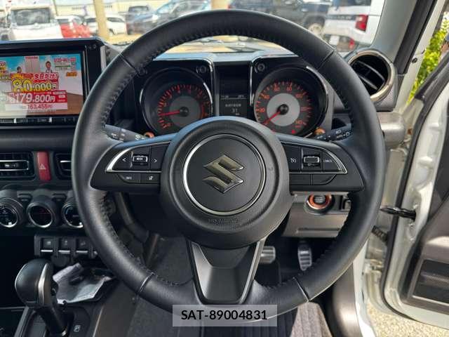 Suzuki JIMNY 2024-05 8223303-2