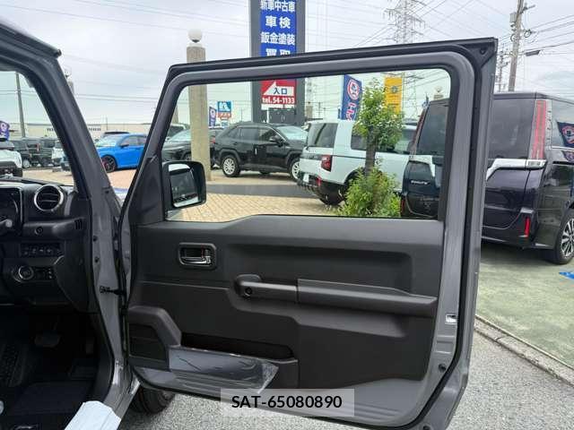 Suzuki JIMNY 2026-06 8223305-10