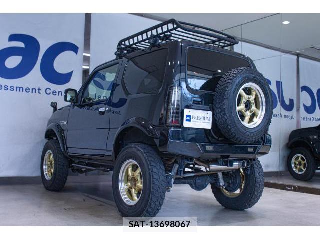 Suzuki JIMNY 2017-07 8223319-11