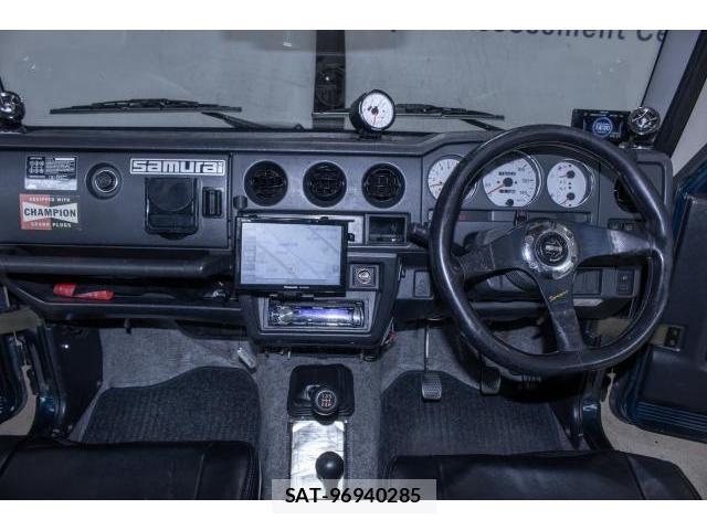 Suzuki JIMNY 1997 8223320-2