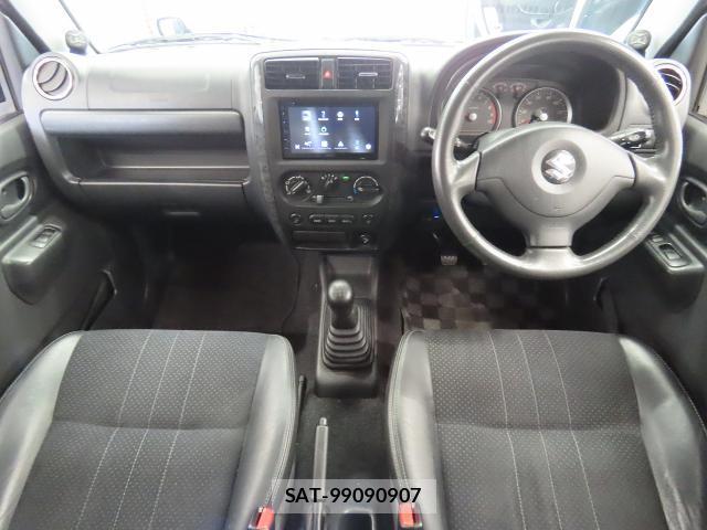 Suzuki JIMNY 2005 8224785-2