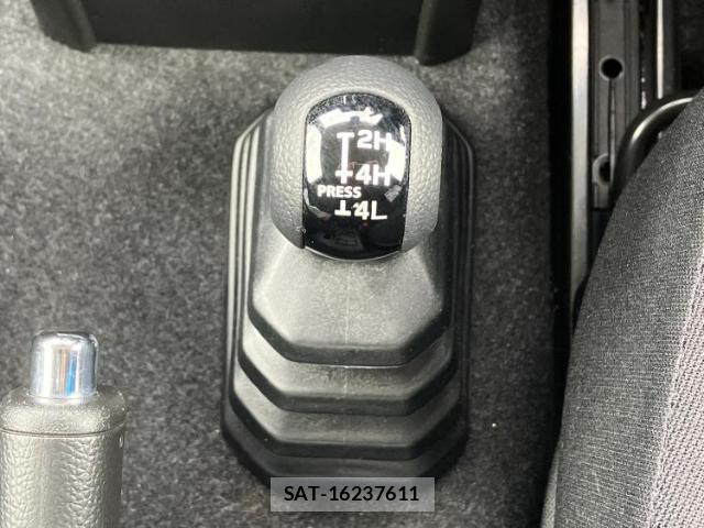 Suzuki JIMNY 2024-11 8225109-17