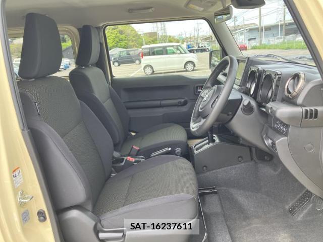 Suzuki JIMNY 2024-11 8225109-4