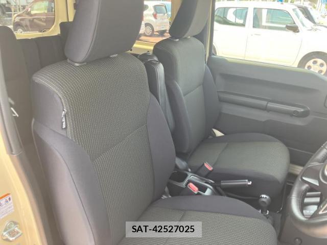 Suzuki JIMNY 2024-05 8225186-3