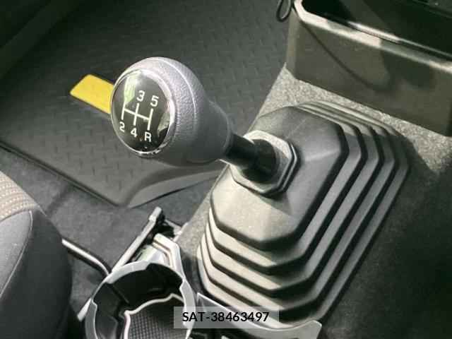 Suzuki JIMNY 2023-09 8225238-13