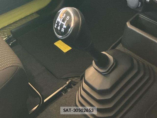 Suzuki JIMNY 2022-05 8225331-14