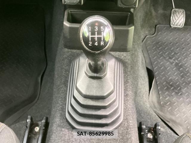 Suzuki JIMNY 2020-01 8225390-12