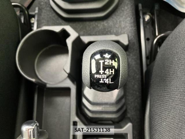 Suzuki JIMNY 2023-08 8225431-17