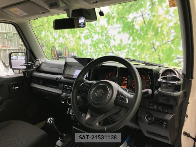 Suzuki JIMNY 2023-08 8225431-3