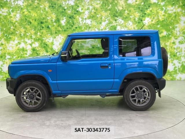 Suzuki JIMNY 2023-01 8225469-1