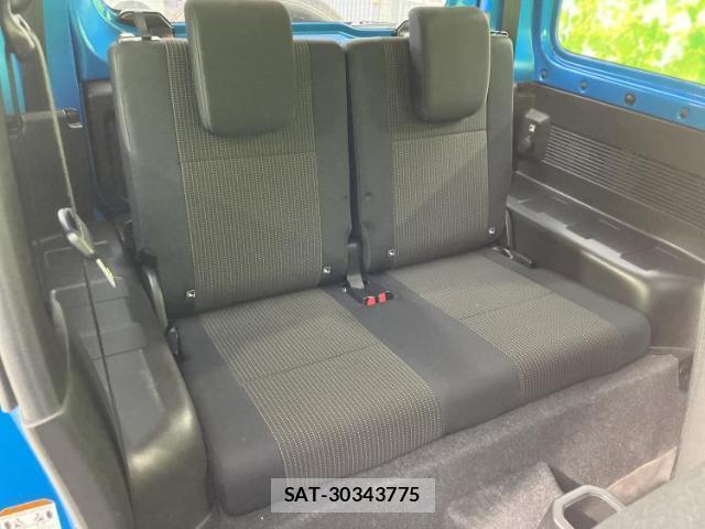 Suzuki JIMNY 2023-01 8225469-4