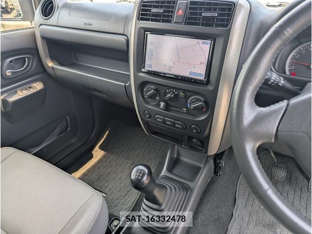Suzuki JIMNY 2009-10 8225621-10