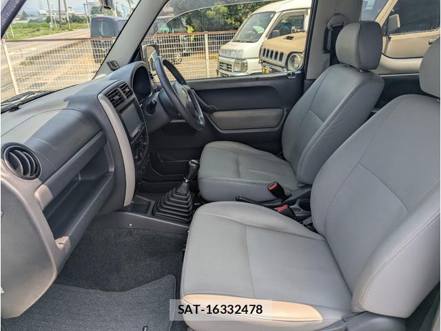 Suzuki JIMNY 2009-10 8225621-11