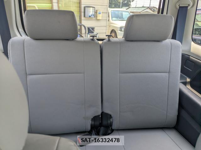 Suzuki JIMNY 2009-10 8225621-12
