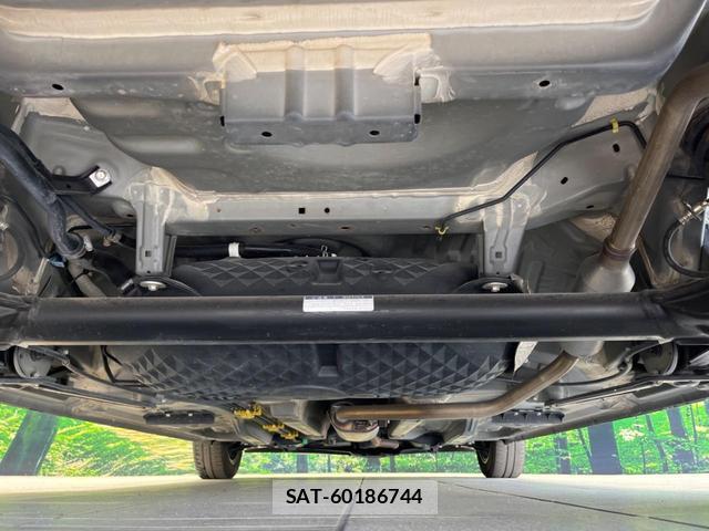 Subaru JUSTY 2017-05 8219702-18