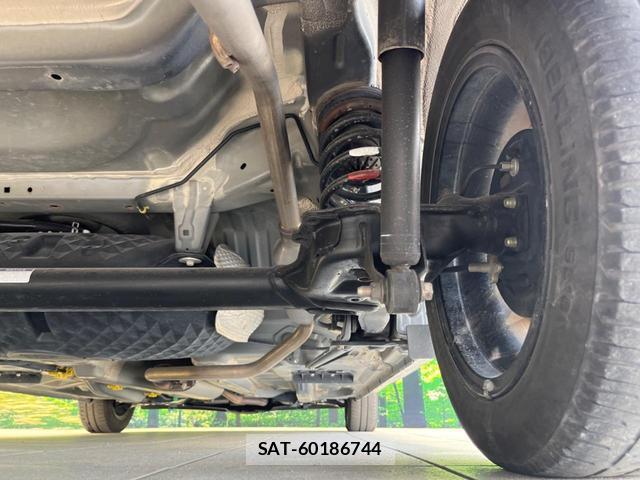 Subaru JUSTY 2017-05 8219702-19