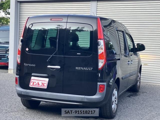 Renault KANGOO 2018-03 8216226-1