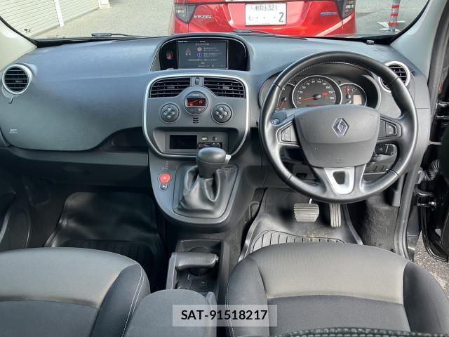 Renault KANGOO 2018-03 8216226-2