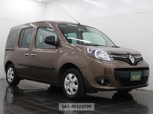 Renault KANGOO 2019-05 8221666-17