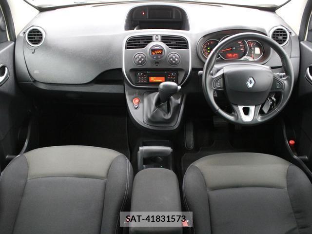 Renault KANGOO 2020-08 8221667-4