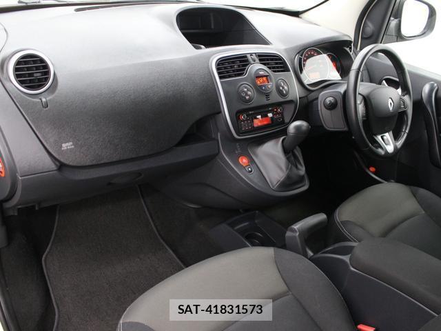 Renault KANGOO 2020-08 8221667-7