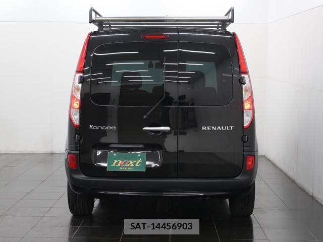 Renault KANGOO 2019-07 8221670-3