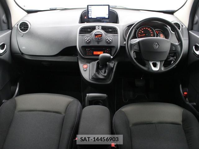 Renault KANGOO 2019-07 8221670-4
