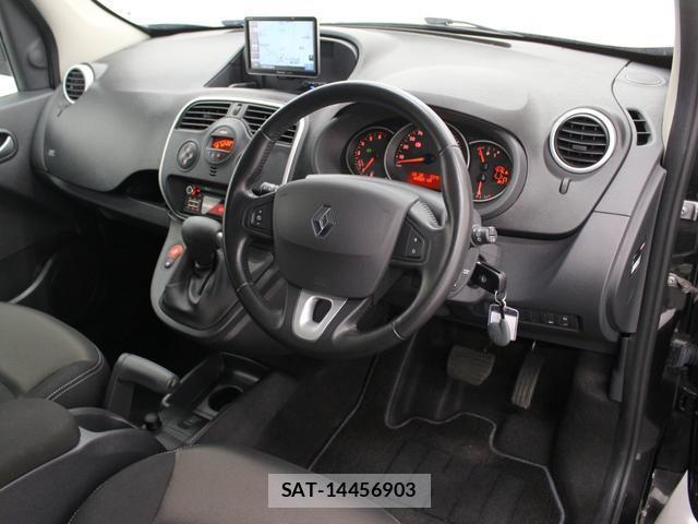 Renault KANGOO 2019-07 8221670-7