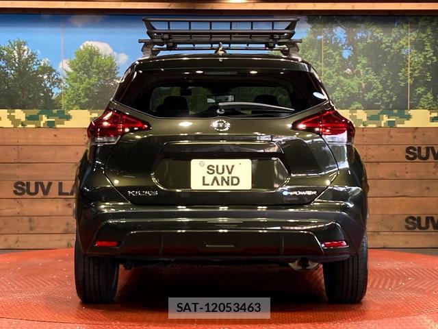 Nissan KICKS 2022-03 8217298-14