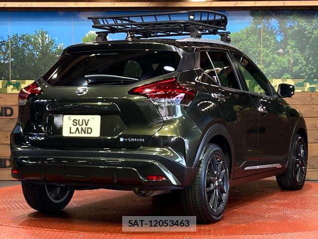 Nissan KICKS 2022-03 8217298-16