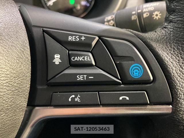 Nissan KICKS 2022-03 8217298-5