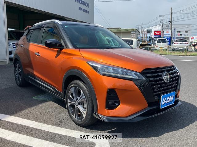 Nissan KICKS 2023-03 8221242-11