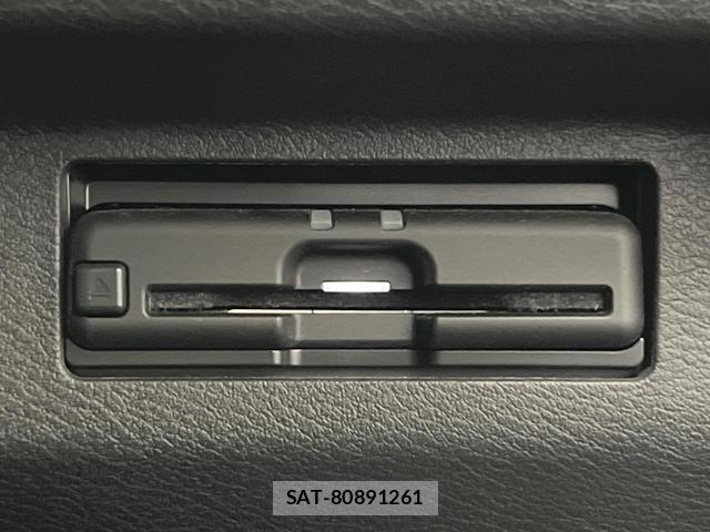 Nissan KICKS 2022-01 8222637-6