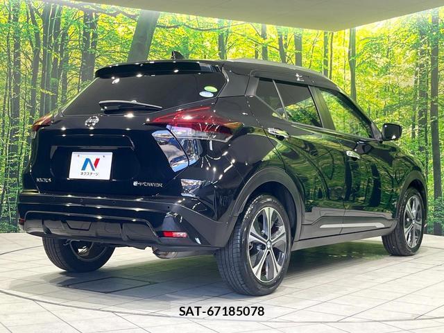 Nissan KICKS 2021-05 8222658-16