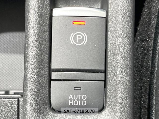 Nissan KICKS 2021-05 8222658-6