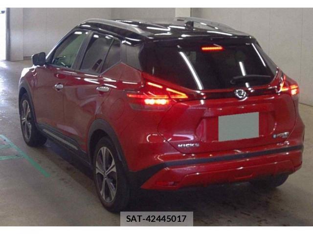 Nissan KICKS 2023-04 8223494-4