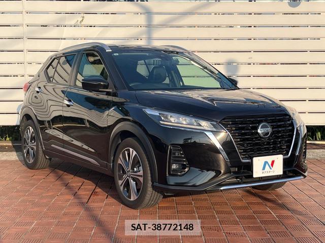 Nissan KICKS 2021-10 8224122-15