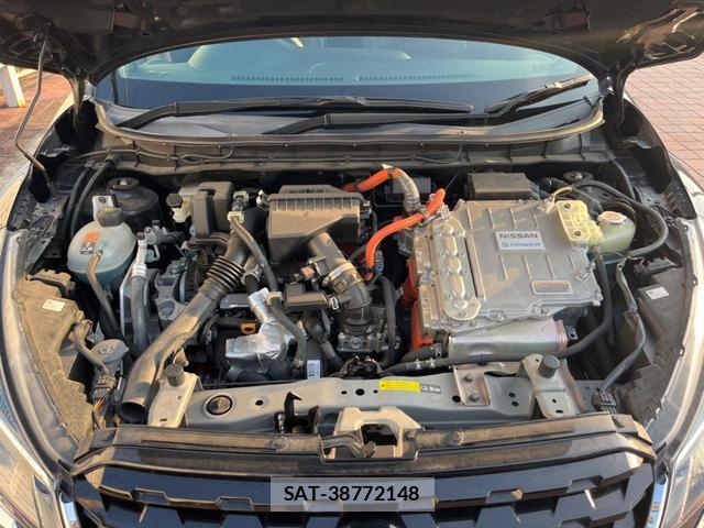 Nissan KICKS 2021-10 8224122-17