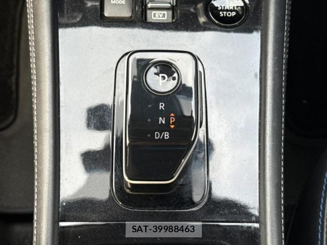 Nissan KICKS 2022-09 8225277-17