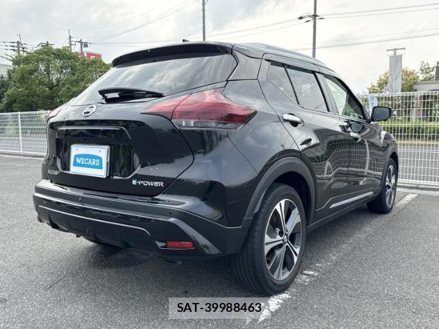 Nissan KICKS 2022-09 8225277-2