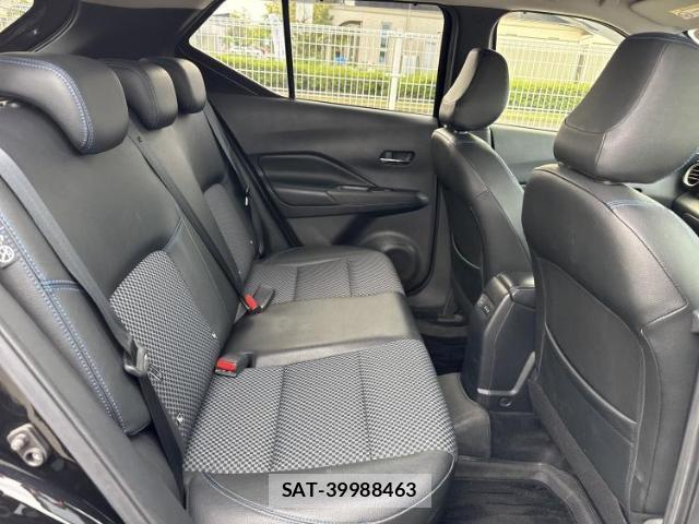 Nissan KICKS 2022-09 8225277-5