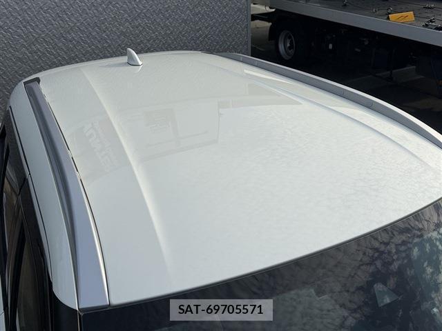 Nissan KIX 2023-09 8216770-12