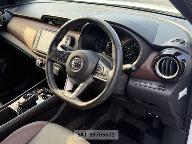 Nissan KIX 2023-09 8216770-17