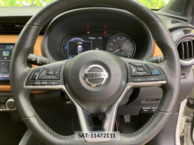 Nissan KIX 2021-05 8225123-15