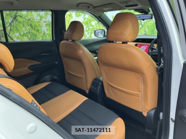 Nissan KIX 2021-05 8225123-5