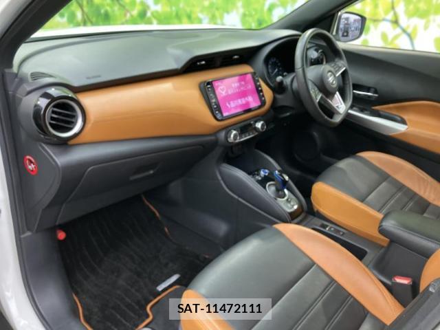 Nissan KIX 2021-05 8225123-6