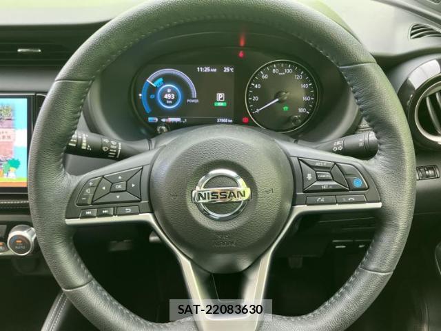 Nissan KIX 2022-03 8225365-15