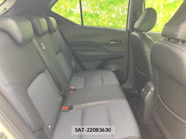 Nissan KIX 2022-03 8225365-4